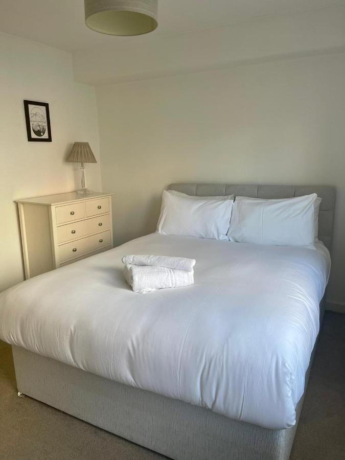 Pass The Keys Lovely 2Bedroom Flat With Balcony Edinburg Exteriör bild