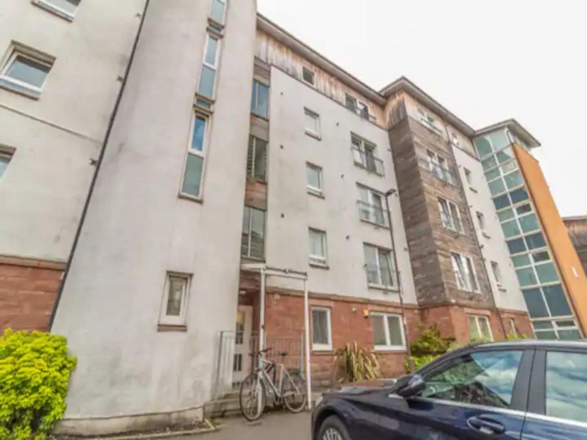Pass The Keys Lovely 2Bedroom Flat With Balcony Edinburg Exteriör bild